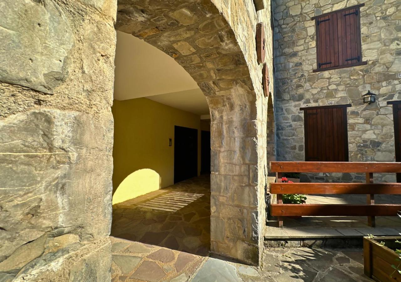 Apartament Caldares Exclusivo Atico En El Pueyo De Jaca Panticosa Zewnętrze zdjęcie
