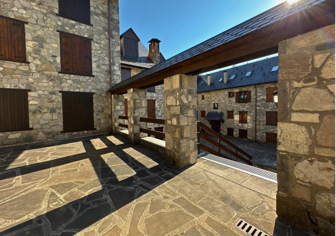 Apartament Caldares Exclusivo Atico En El Pueyo De Jaca Panticosa Zewnętrze zdjęcie