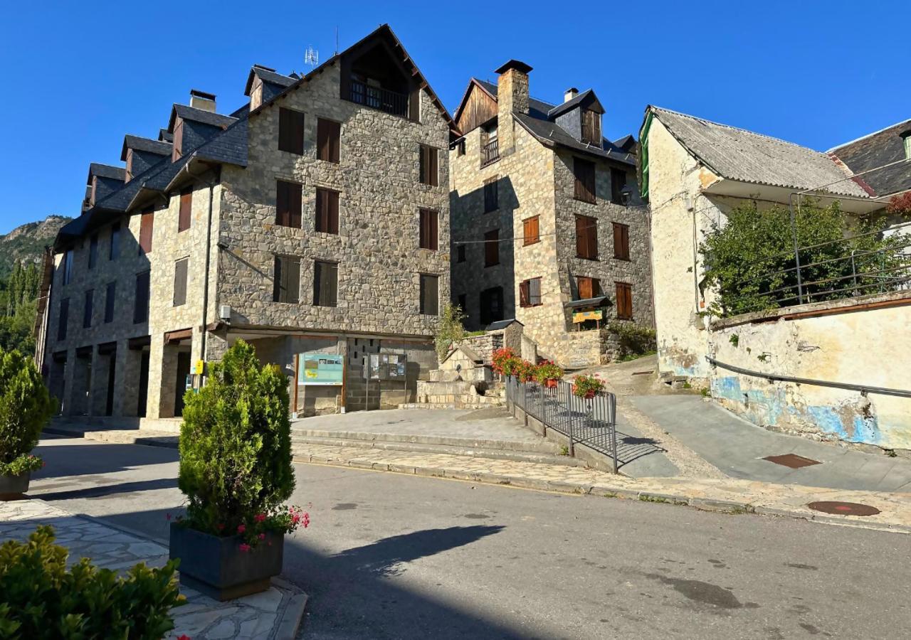 Apartament Caldares Exclusivo Atico En El Pueyo De Jaca Panticosa Zewnętrze zdjęcie
